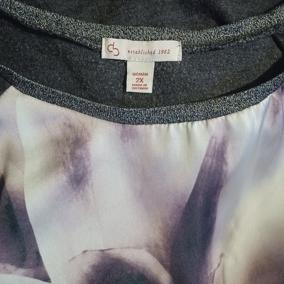 2X Satin Floral Tee - Picture 4 of 4